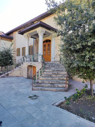 عکس خانه دکتر ابتهاج سمیعی 