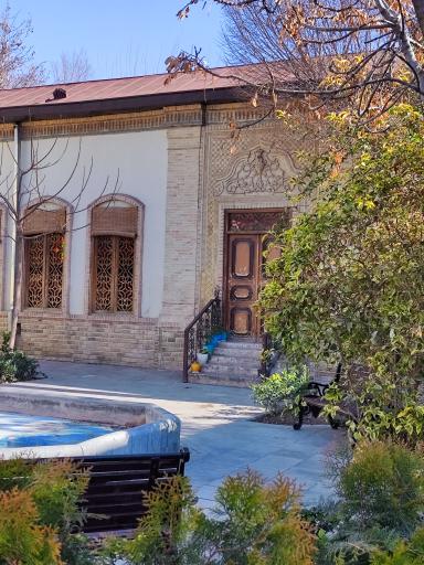 عکس خانه دکتر ابتهاج سمیعی 