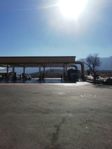 عکس پمپ بنزین