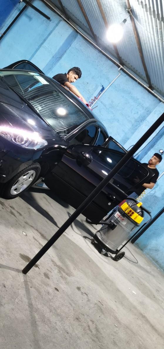 عکس کارواش درخشان 