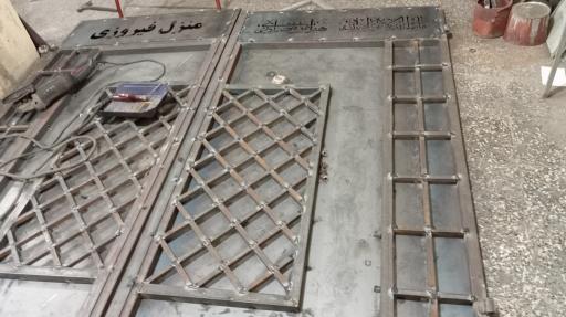 عکس کارگاه درب و پنجره سازی عبدالرسول زارعی