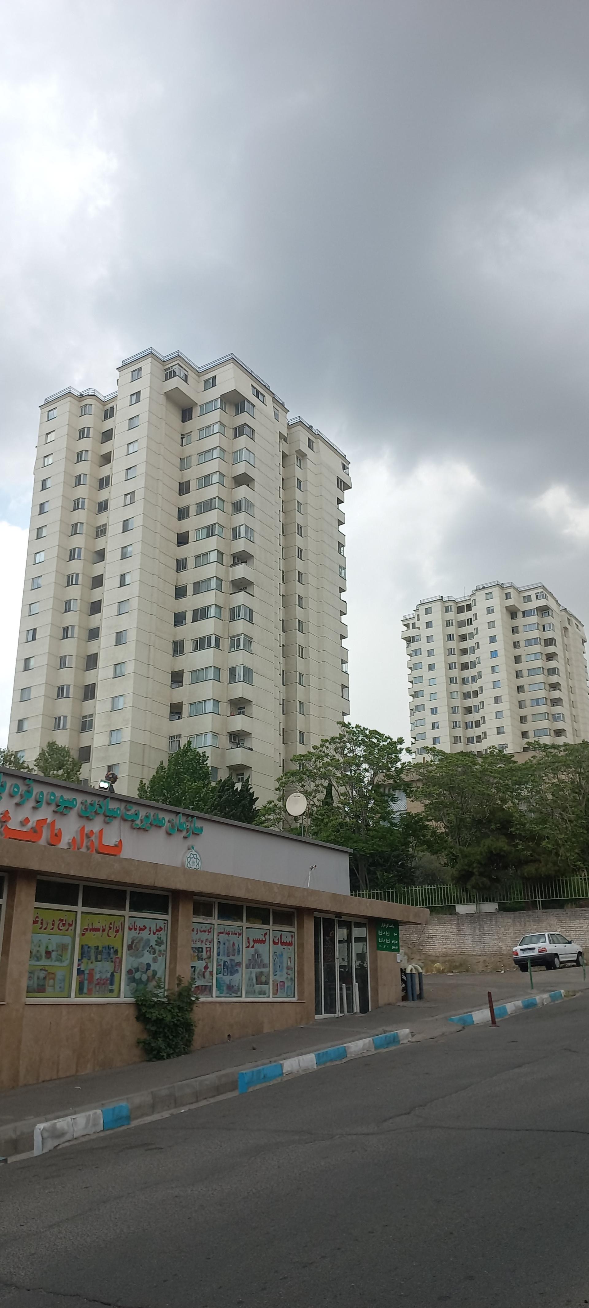 عکس برج های سروستان