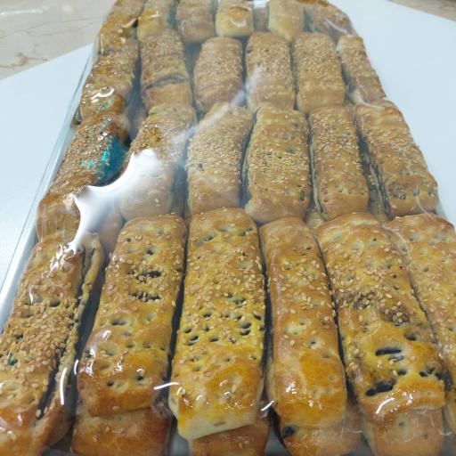 نان شیرینی و یوخه تارا