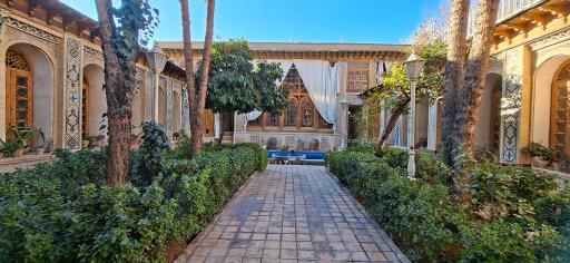 عکس خانه فروغ الملک قوامی