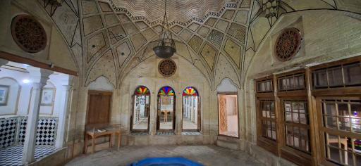 عکس خانه فروغ الملک قوامی