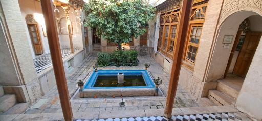 عکس خانه فروغ الملک قوامی