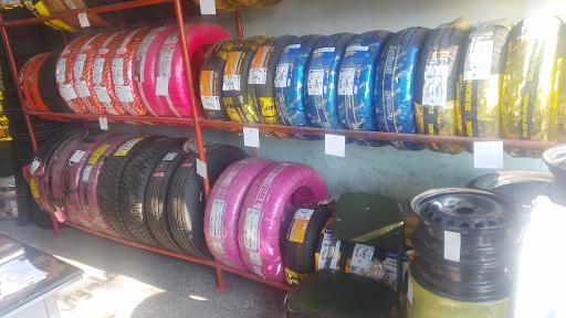 عکس فروشگاه رینگ و لاستیک کاوه (هادوی)