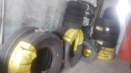 فروشگاه رینگ و لاستیک کاوه (هادوی)