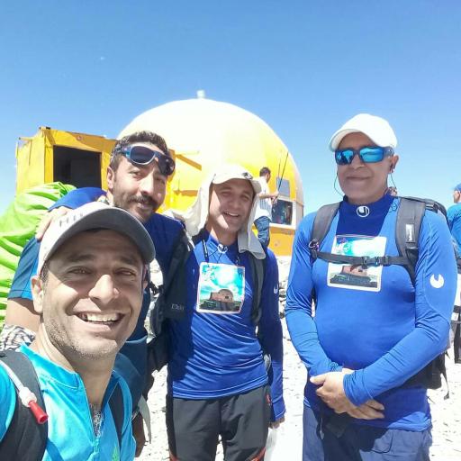 عکس جان‌پناه قله توچال