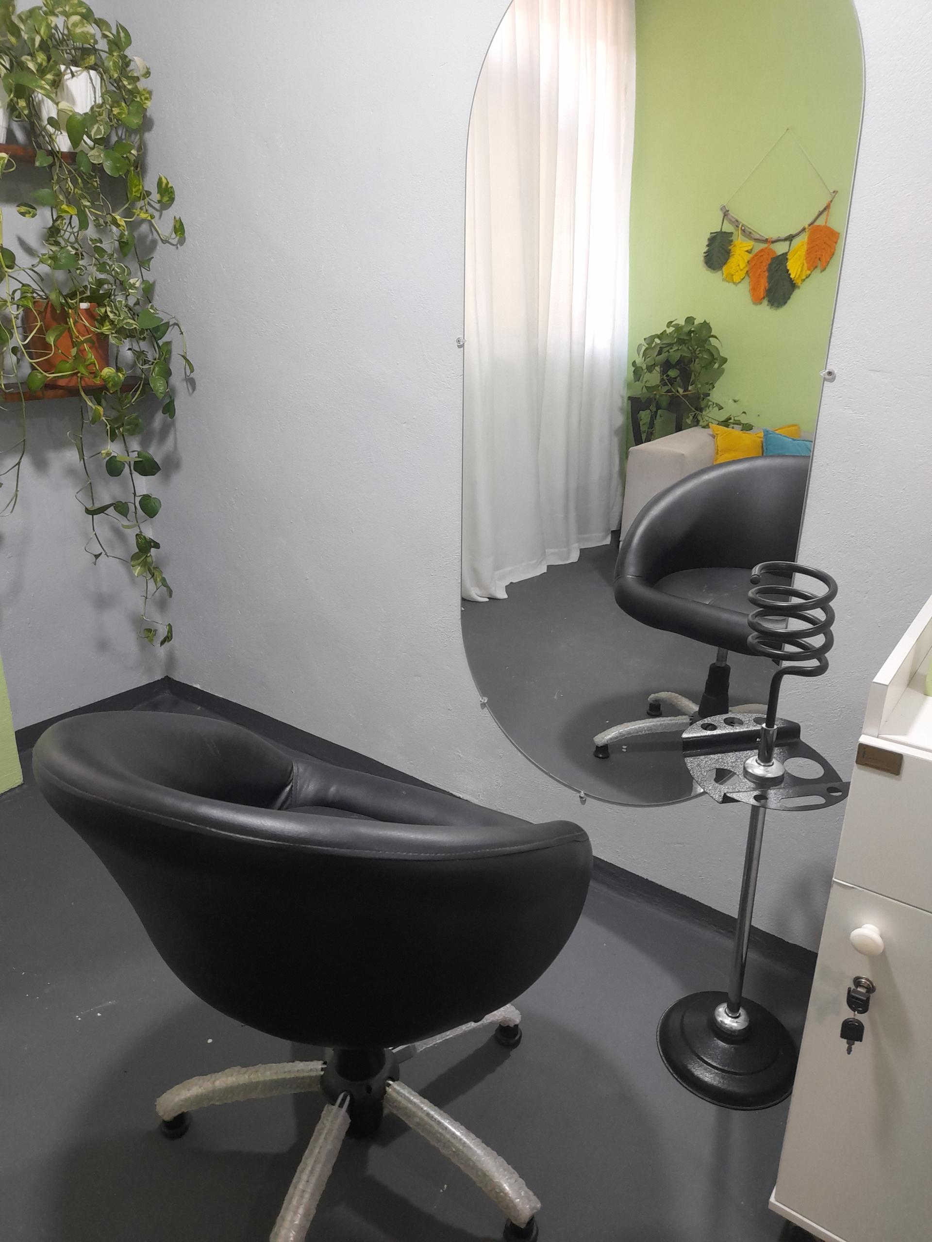 عکس سالن کوتاهی زهرا بهرام‌پور