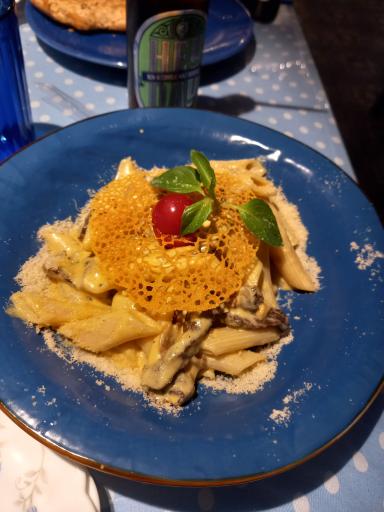 عکس کافه رستوران رشت