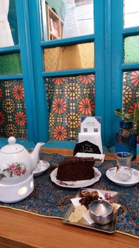 عکس عمارت هترا