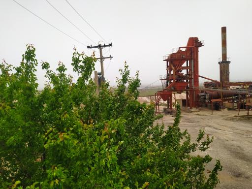 عکس کارخانه آسفالت سیمین راه بهار