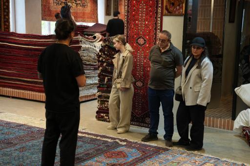 عکس گالری فرش تهامی
