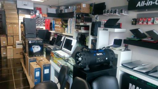 عکس شرکت رامونا رایانه