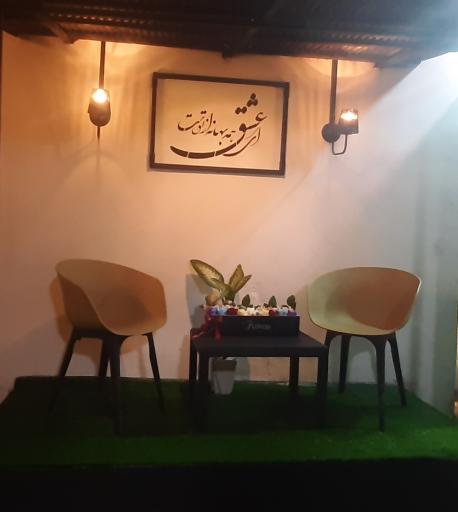 عکس کافه رستوران لالیک پلاس