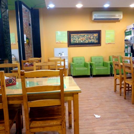 عکس آبمیوه فروشی مان