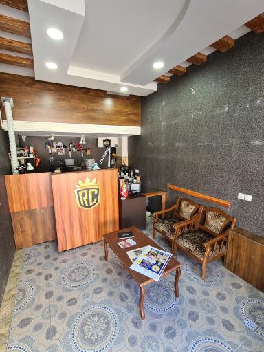 عکس تعمیرگاه لوازم آرایشگاهی ریپیر سنتر