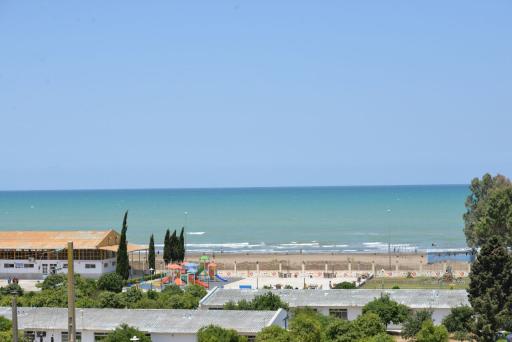 عکس مجتمع تفریحی صنعت و معدن ساری