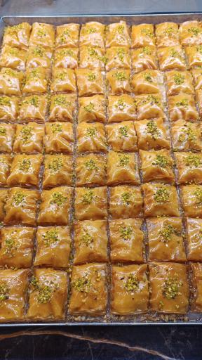 عکس کافه باقلوا