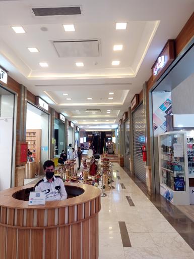 عکس بازار موبایل ایران شعبه شهید قاسم سلیمانی