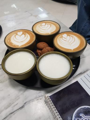 عکس کافه زعفران 