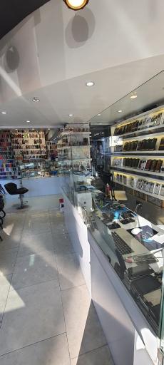 عکس اپل استور طاها