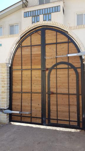 عکس ایمن درب اتوماتیک شیشه ای و کرکره برقی