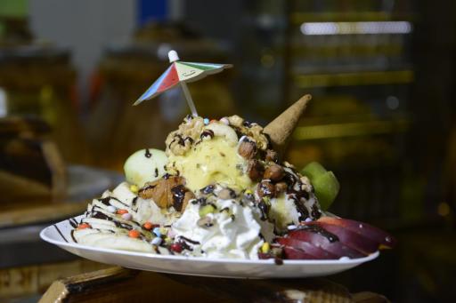 عکس میوه یخی اهواز شعبه مرکزی