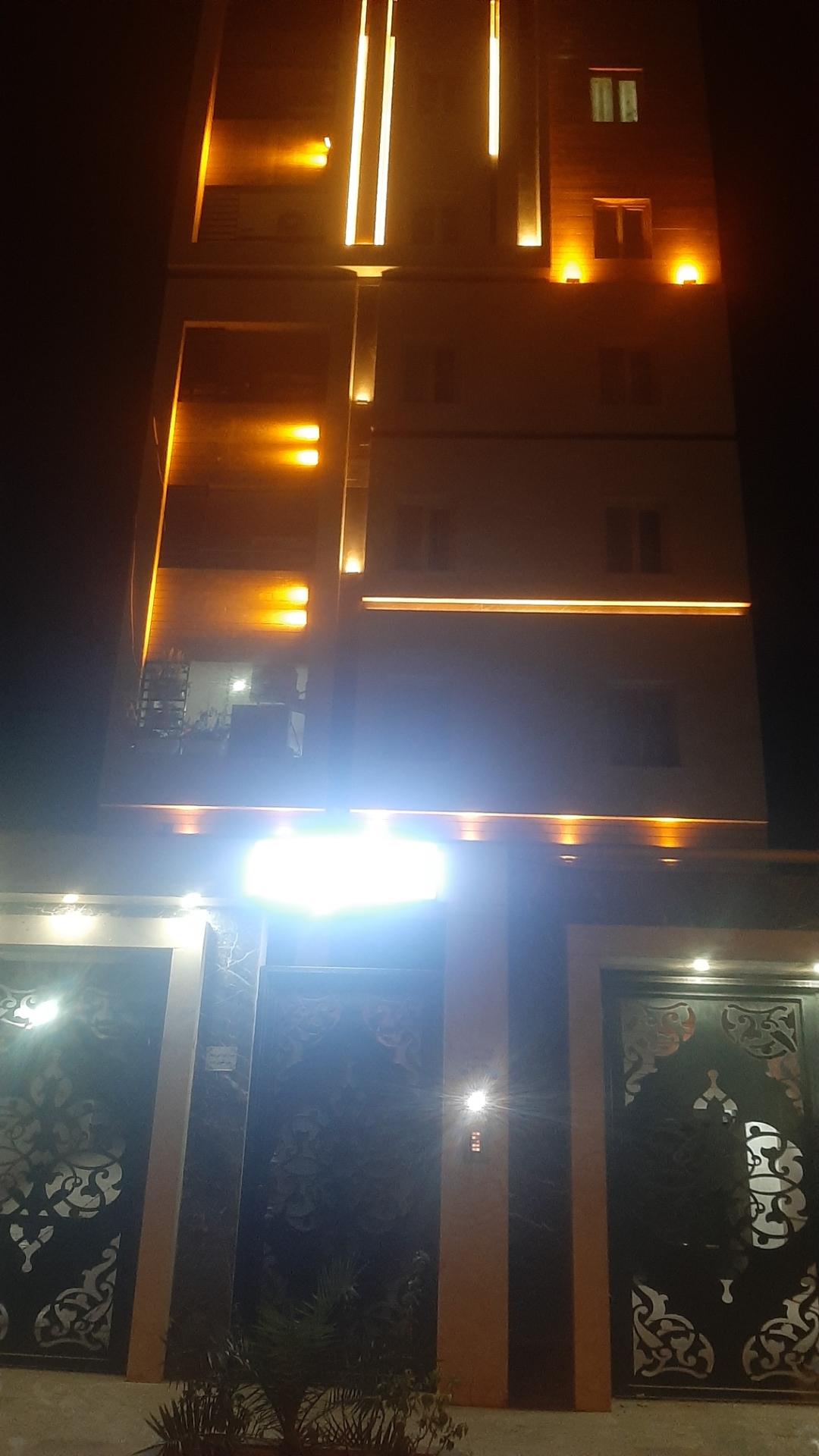 عکس مجتمع مسکونی مادر