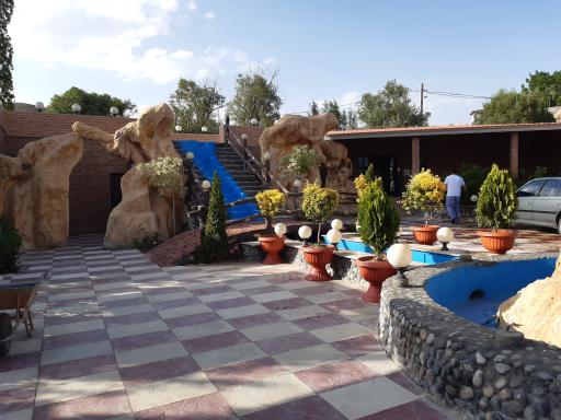 عکس رستوران باغچه میران