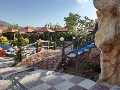 عکس رستوران باغچه میران