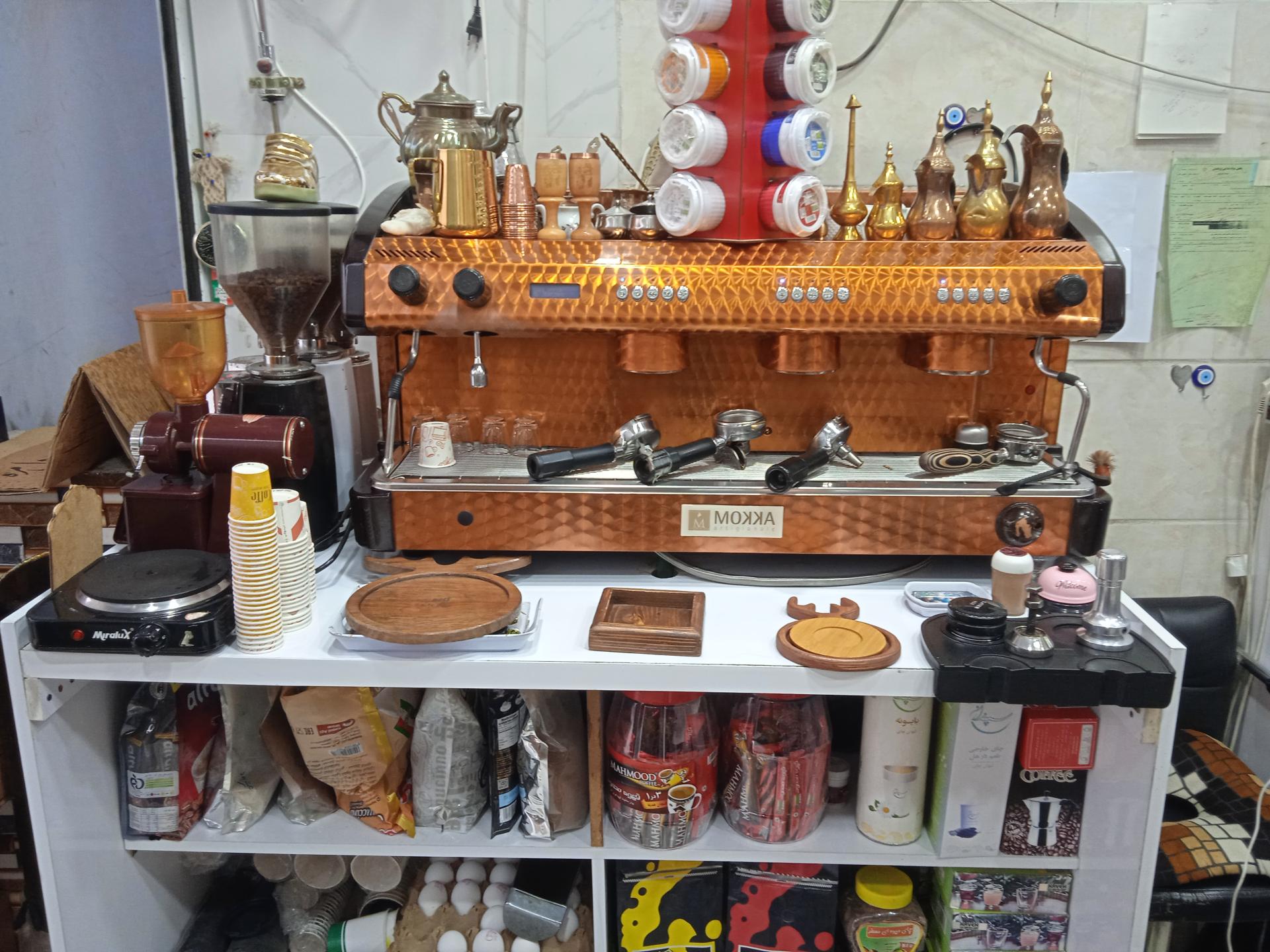 عکس سوپر مارکت و کافه مشت علی