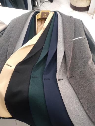 عکس فروشگاه کت و شلوار طاها