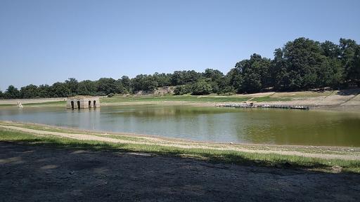 عکس دریاچه عباس آباد