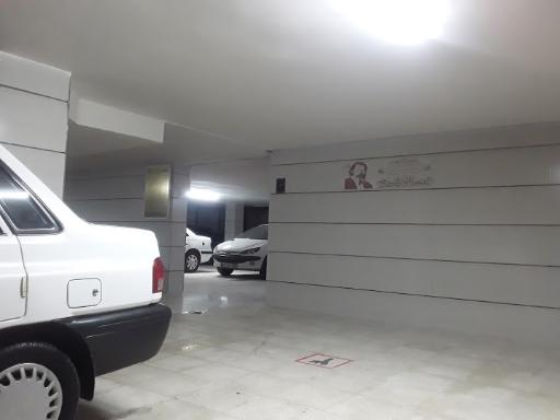 عکس ساختمان خورشید