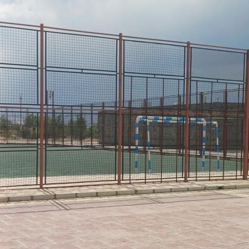 عکس زمین چمن مصنوعی