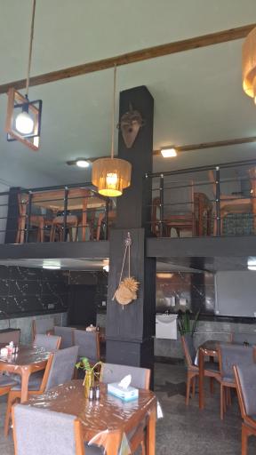 عکس صبحانه سرا و کته کباب چای بار