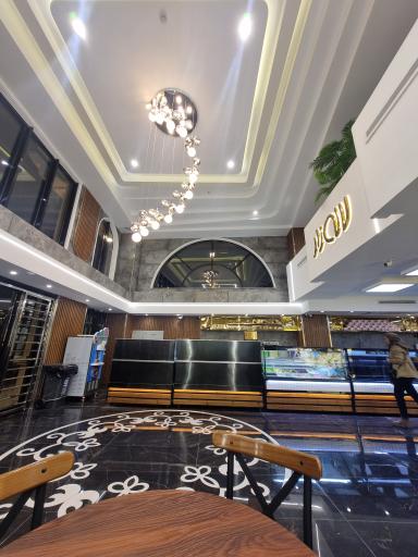 بستنی لاله زار شعبه شاهگولی 