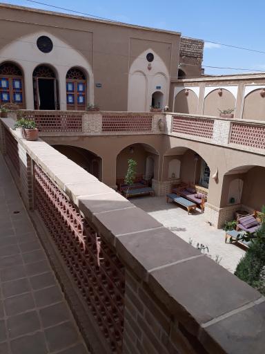 عکس عمارت مهربانو