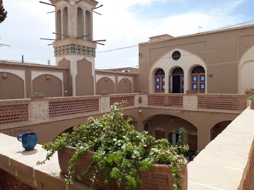 عکس عمارت مهربانو