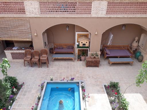 عکس عمارت مهربانو