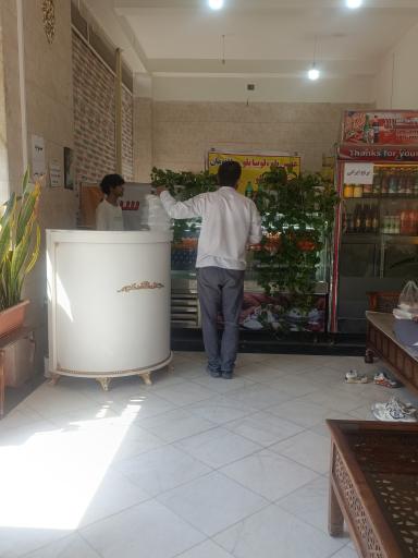 عکس سفره خانه سنتی سید
