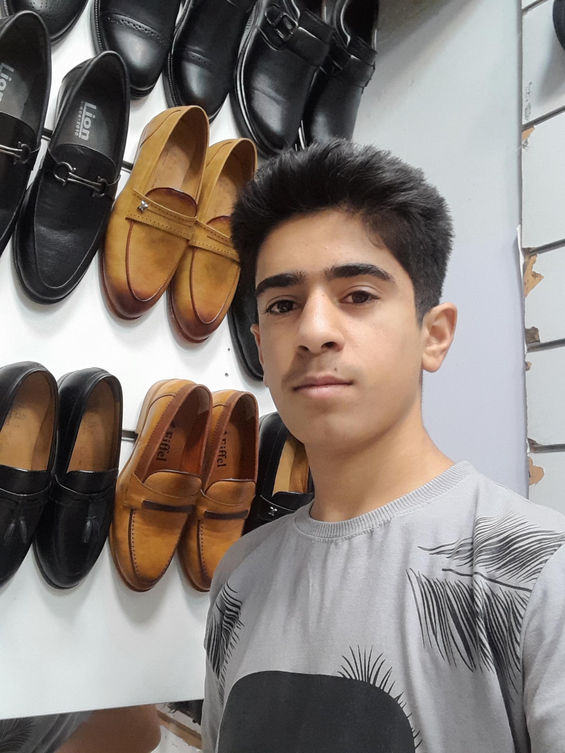 عکس کفش نگار