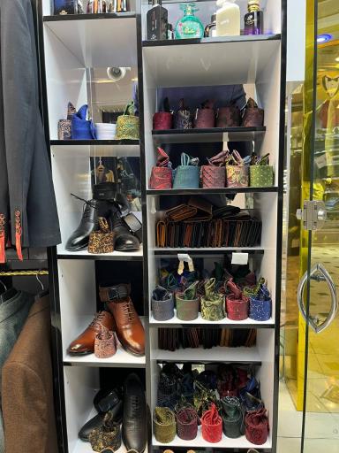 عکس کت و شلوار دامادی پامنار