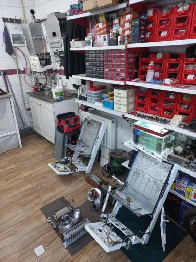 عکس خدمات فنی بابایی (تعمیرات پکیج و آبگرمکن و کولرگازی)