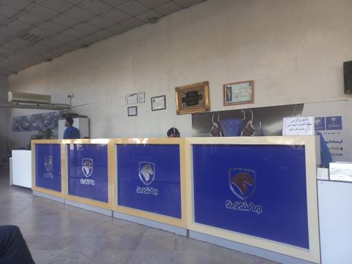 عکس نمایندگی ایران خودرو 1118