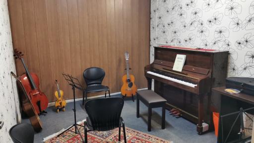 عکس آموزشگاه موسیقی آوای فاخته 