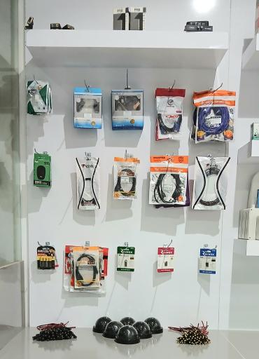 عکس فنی ومهندسی پیشگامان صنعت و امنیت(دوربین مداربسته/برق صنعتی)