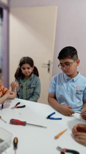 عکس آموزشگاه تکاپو